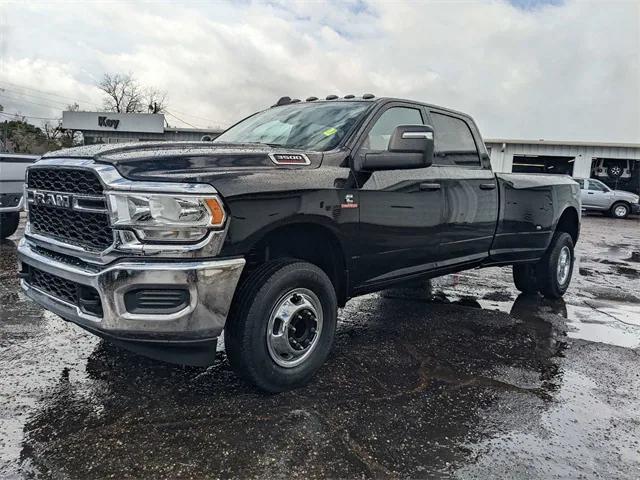 new 2024 Ram 3500 car, priced at $75,865