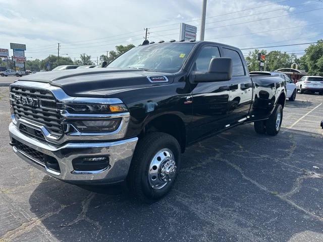 new 2025 Ram 3500 car, priced at $66,542