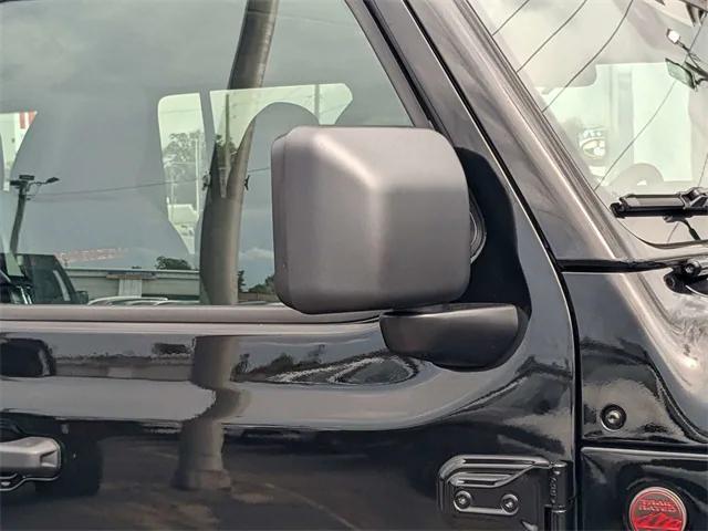 new 2025 Jeep Wrangler car, priced at $57,643