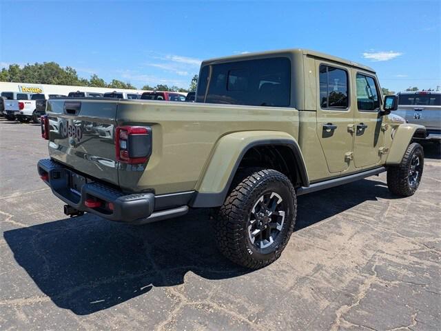 new 2025 Jeep Gladiator car, priced at $58,673