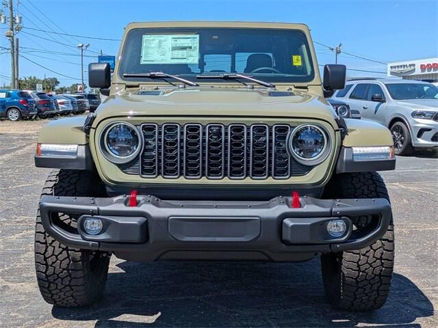 new 2025 Jeep Gladiator car, priced at $58,673