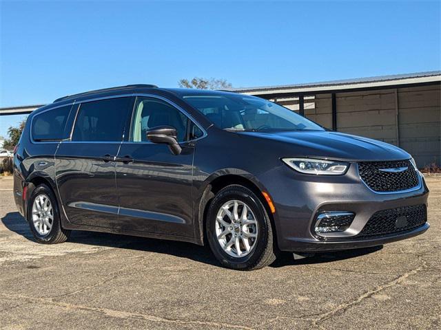 used 2022 Chrysler Pacifica car, priced at $24,995