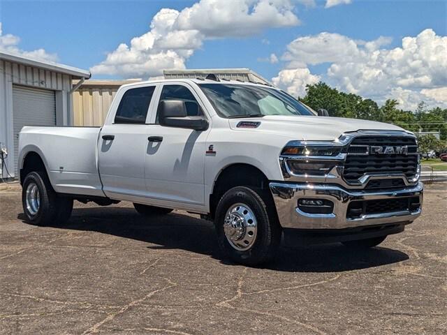 new 2025 Ram 3500 car, priced at $67,409