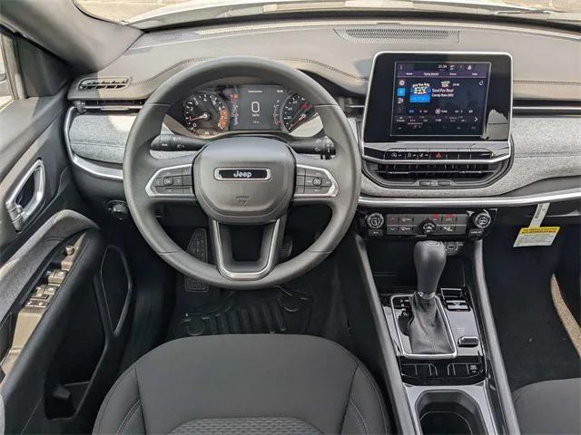 new 2025 Jeep Compass car, priced at $27,426