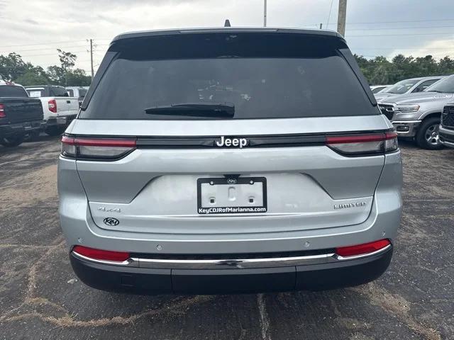 new 2025 Jeep Grand Cherokee car, priced at $48,048