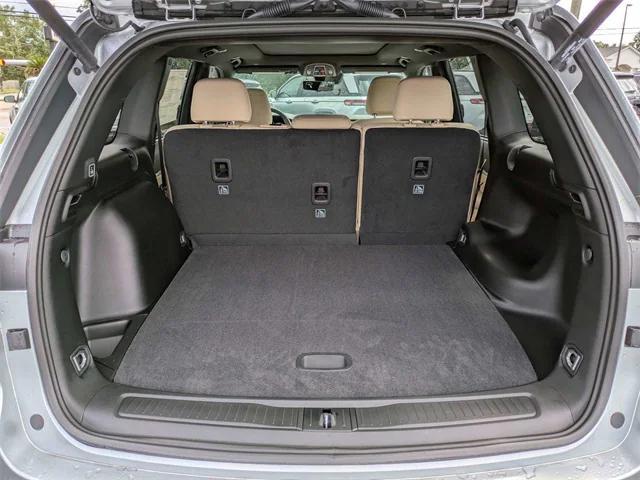 new 2025 Jeep Grand Cherokee car, priced at $46,281