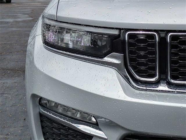 new 2025 Jeep Grand Cherokee car, priced at $46,281