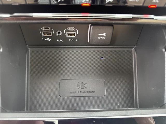 new 2025 Jeep Grand Cherokee car, priced at $48,048