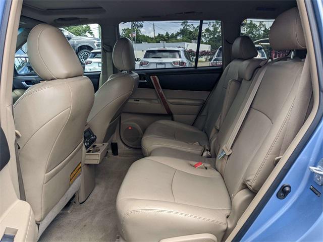 used 2010 Toyota Highlander car, priced at $9,981
