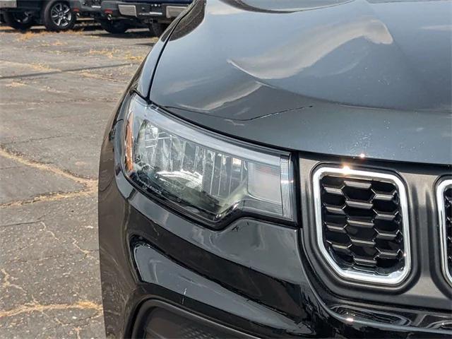 new 2025 Jeep Compass car, priced at $27,426