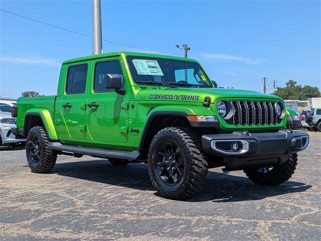 new 2025 Jeep Gladiator car, priced at $47,707