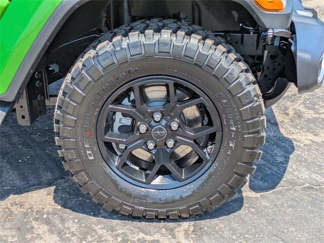 new 2025 Jeep Gladiator car, priced at $47,707