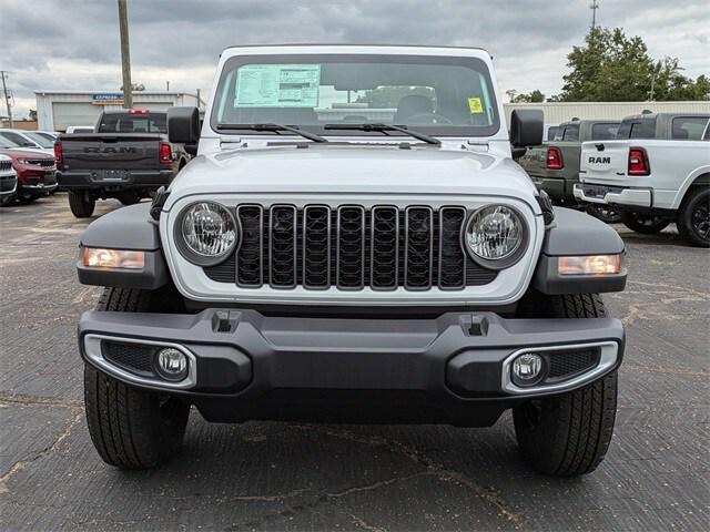 new 2025 Jeep Gladiator car, priced at $39,986