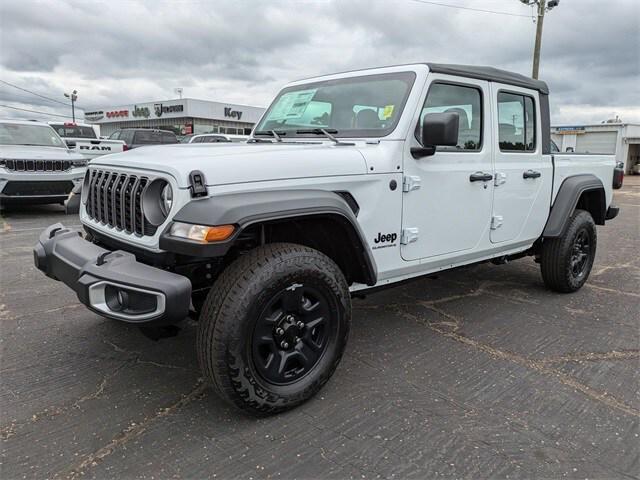 new 2025 Jeep Gladiator car, priced at $39,986