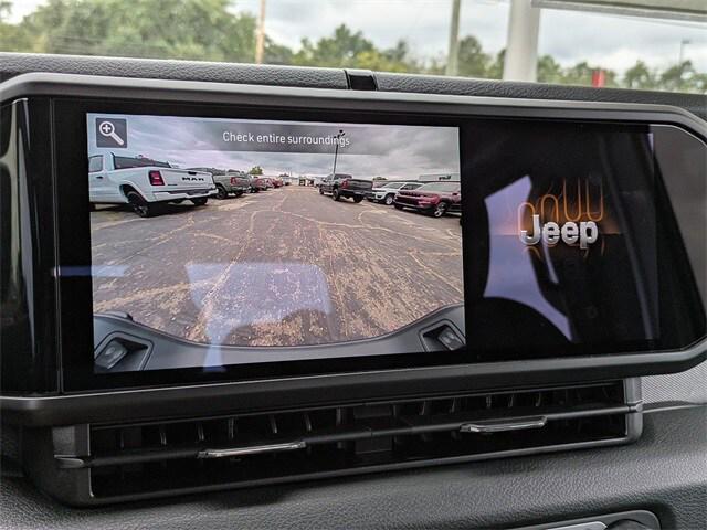 new 2025 Jeep Gladiator car, priced at $39,986