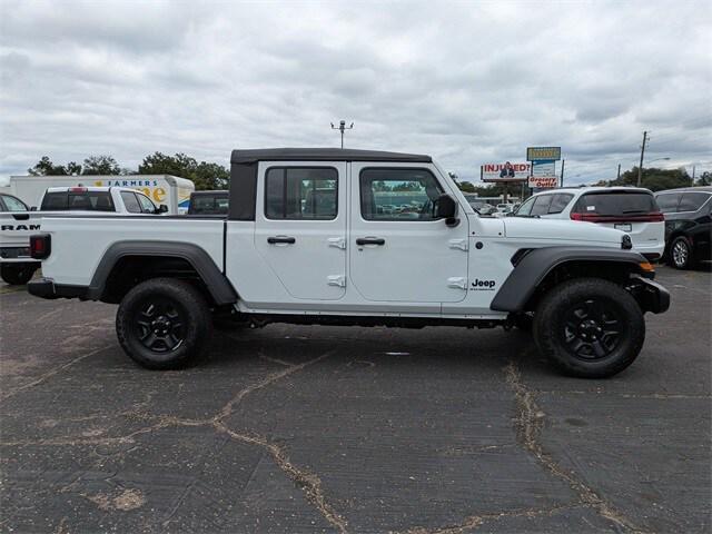 new 2025 Jeep Gladiator car, priced at $39,986
