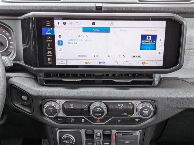 new 2025 Jeep Gladiator car, priced at $39,986