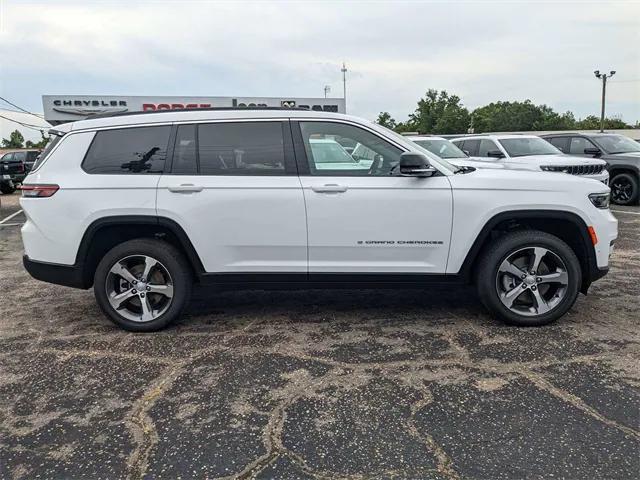 new 2024 Jeep Grand Cherokee L car, priced at $58,558