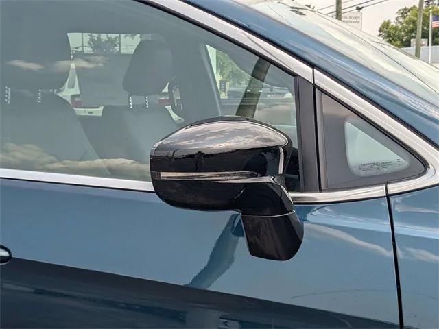 new 2025 Chrysler Pacifica car, priced at $40,450