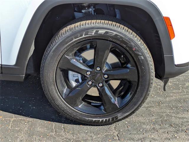 new 2025 Jeep Grand Cherokee L car, priced at $40,958