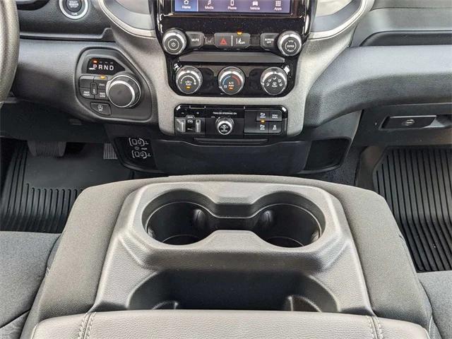 new 2025 Ram 1500 car, priced at $43,351
