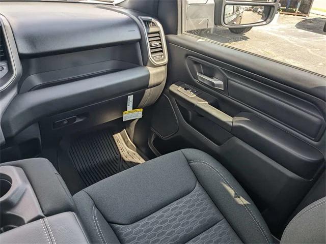 new 2025 Ram 1500 car, priced at $43,351