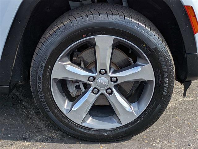 used 2022 Jeep Grand Cherokee L car, priced at $27,611