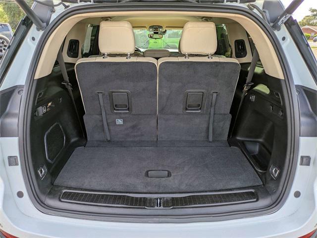 used 2022 Jeep Grand Cherokee L car, priced at $27,611