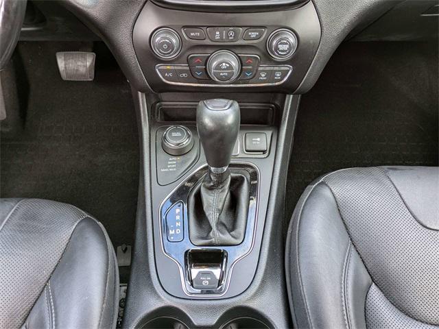 used 2020 Jeep Cherokee car, priced at $19,995