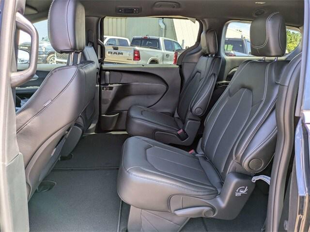 new 2026 Chrysler Pacifica car, priced at $39,682