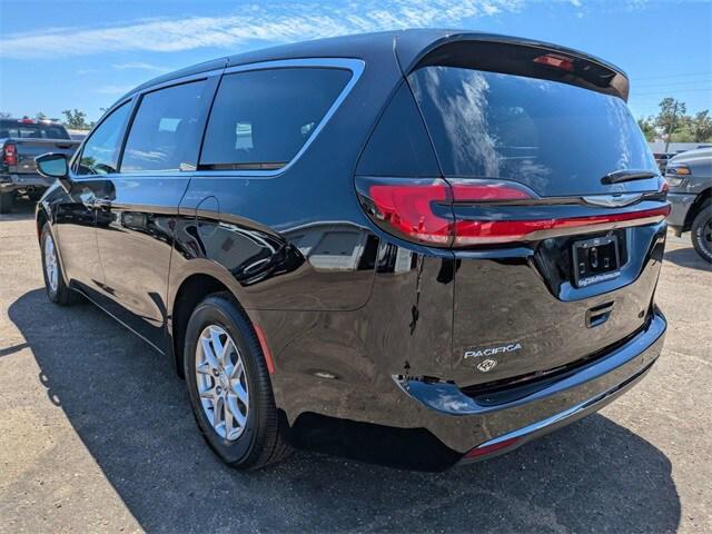 new 2026 Chrysler Pacifica car, priced at $39,682