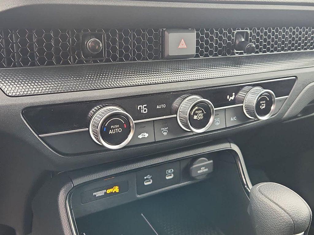 used 2026 Honda CR-V car, priced at $31,900