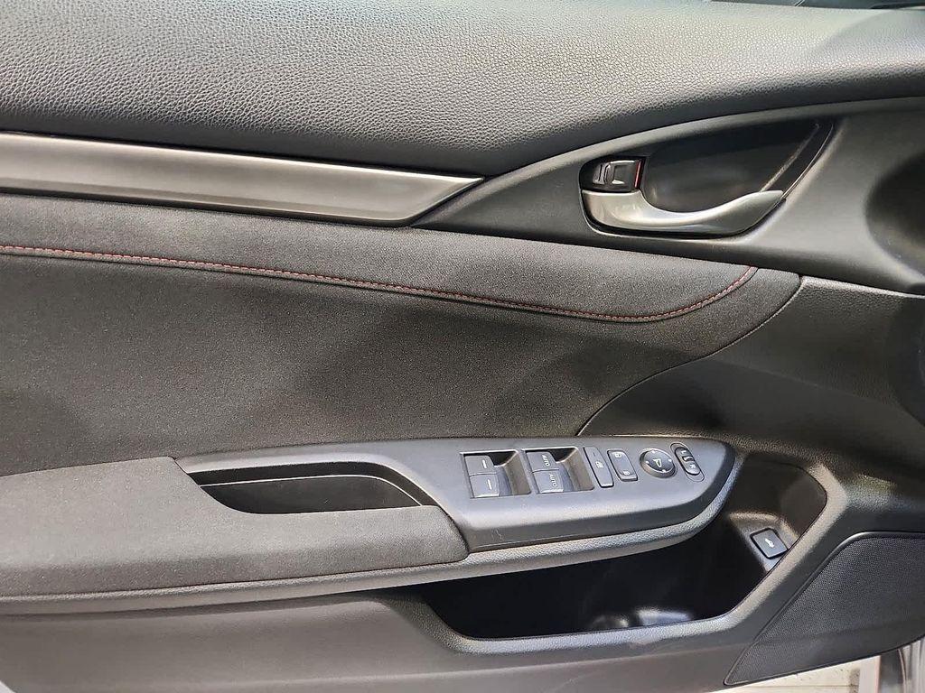 used 2019 Honda Civic Si car, priced at $26,900