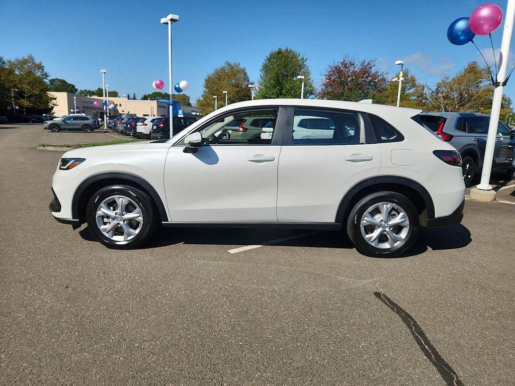 used 2025 Honda HR-V car, priced at $26,500