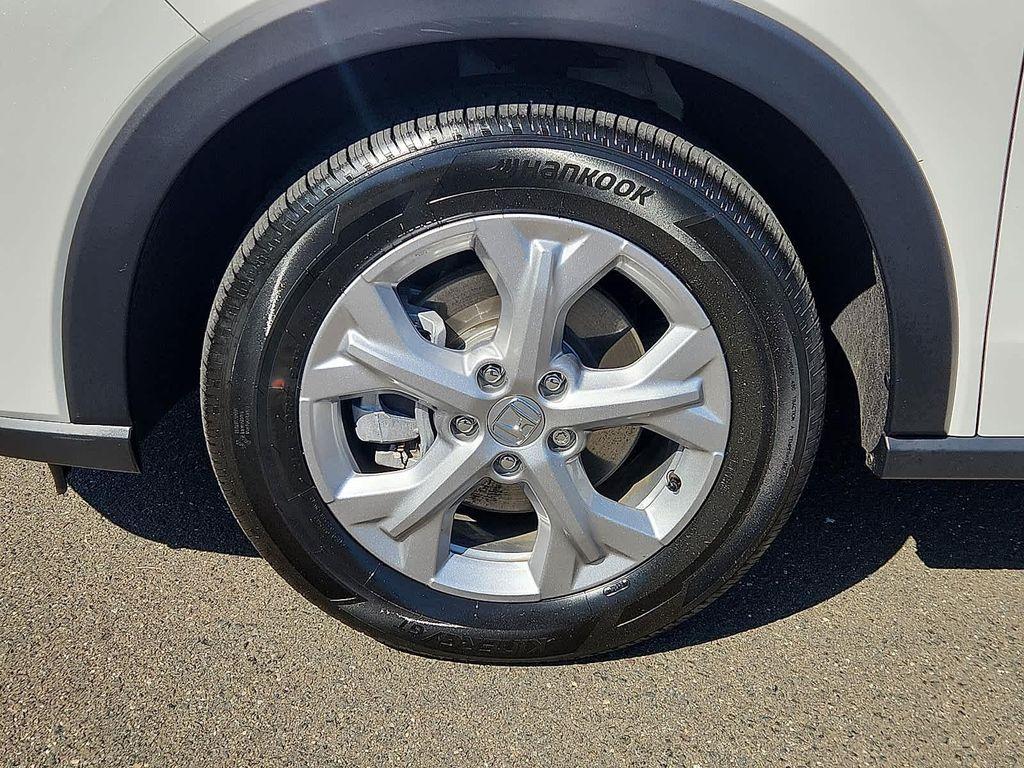used 2025 Honda HR-V car, priced at $26,500