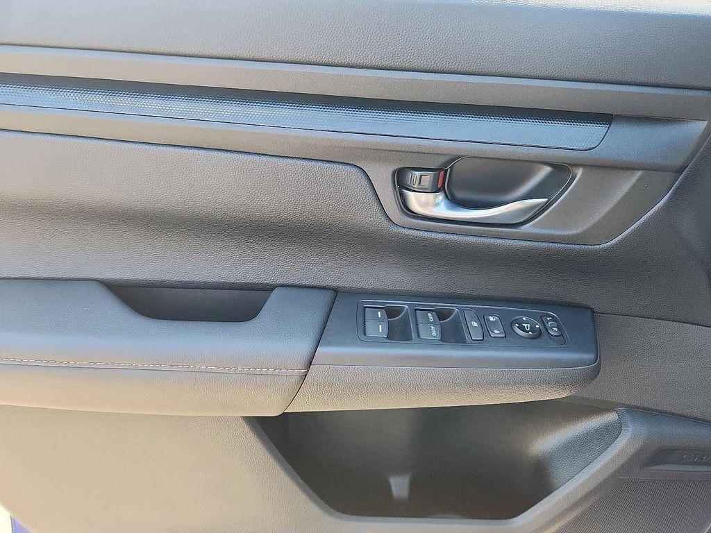 used 2023 Honda CR-V Hybrid car, priced at $32,800