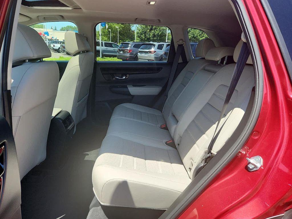 used 2023 Honda CR-V car, priced at $33,900