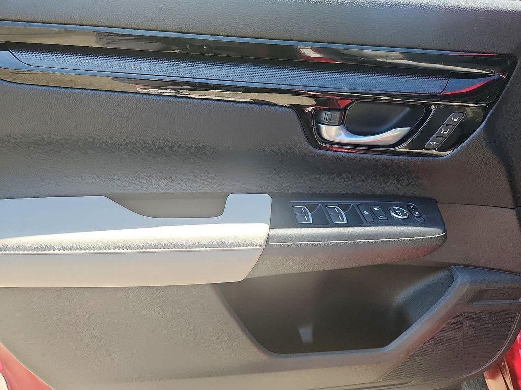 used 2023 Honda CR-V car, priced at $33,900