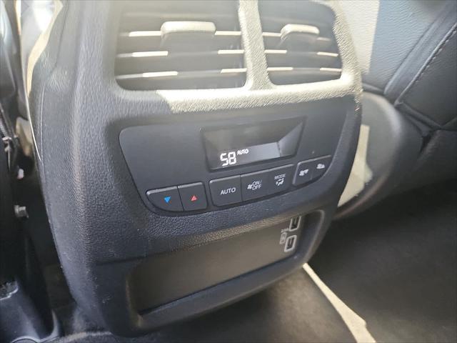 used 2022 Honda Pilot car, priced at $35,900