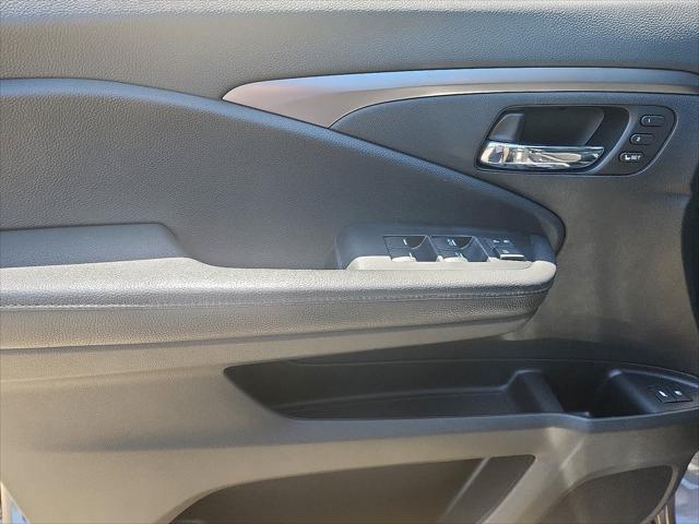 used 2022 Honda Pilot car, priced at $35,900