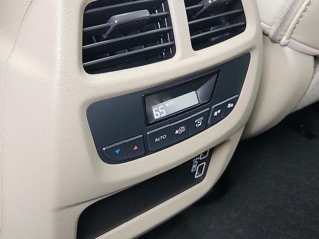 used 2022 Honda Pilot car, priced at $33,500