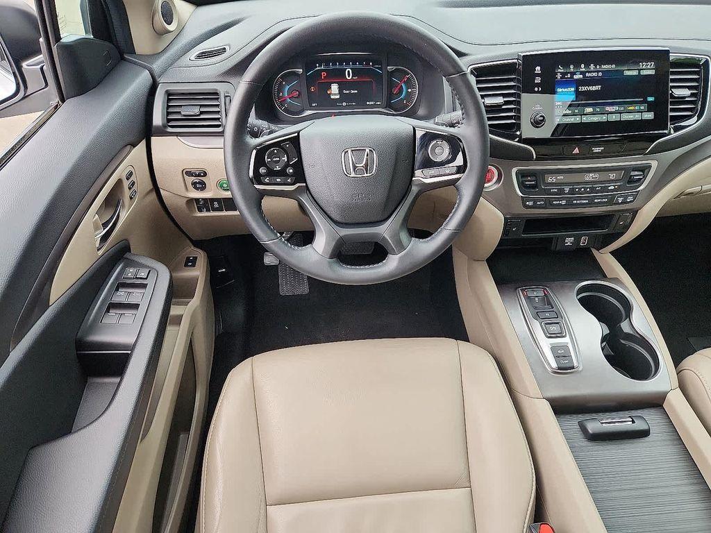 used 2022 Honda Pilot car, priced at $33,500