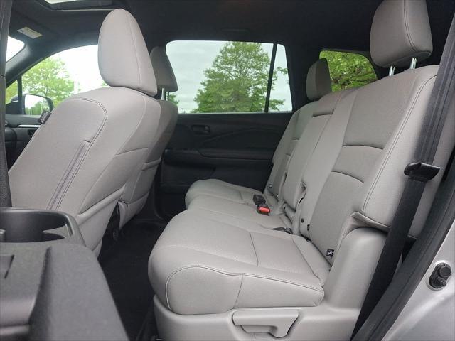 used 2022 Honda Passport car, priced at $31,200