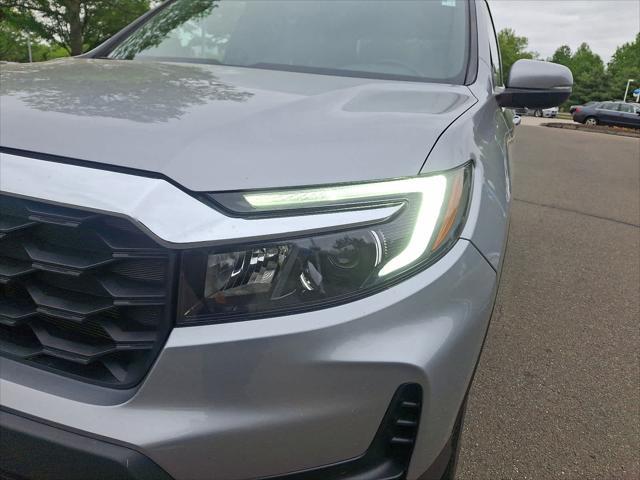 used 2022 Honda Passport car, priced at $31,200