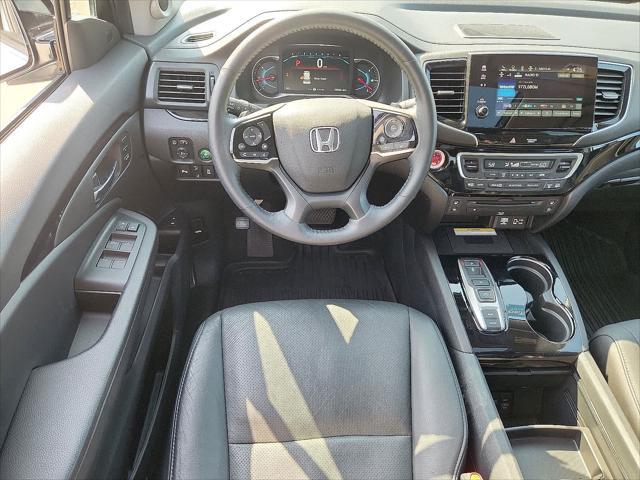 used 2022 Honda Pilot car, priced at $37,900