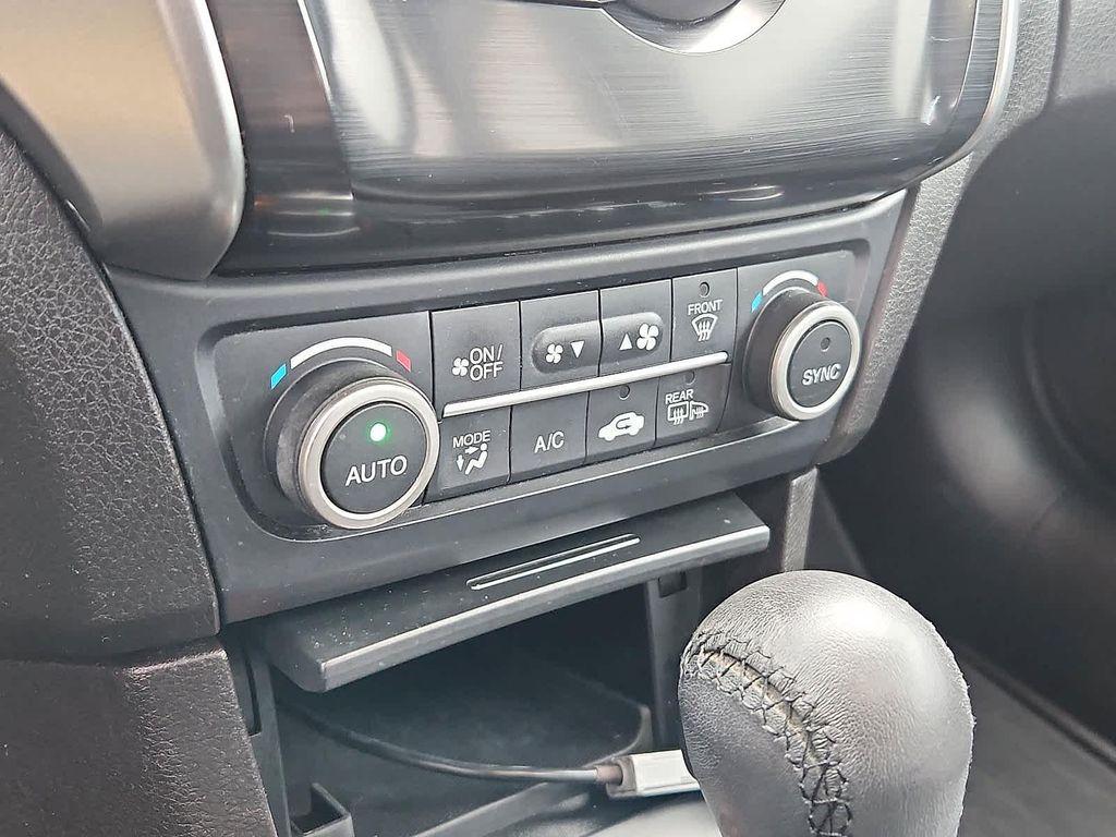 used 2016 Acura ILX car, priced at $13,900