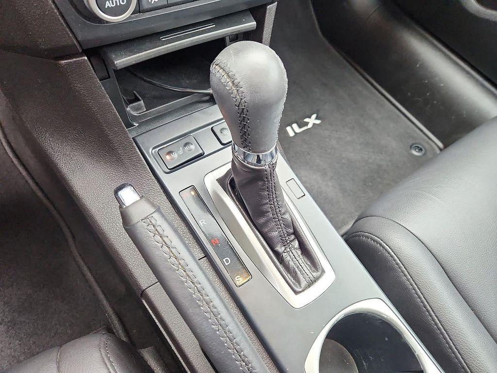 used 2016 Acura ILX car, priced at $13,900