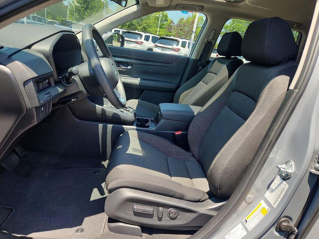 used 2024 Honda CR-V car, priced at $33,900