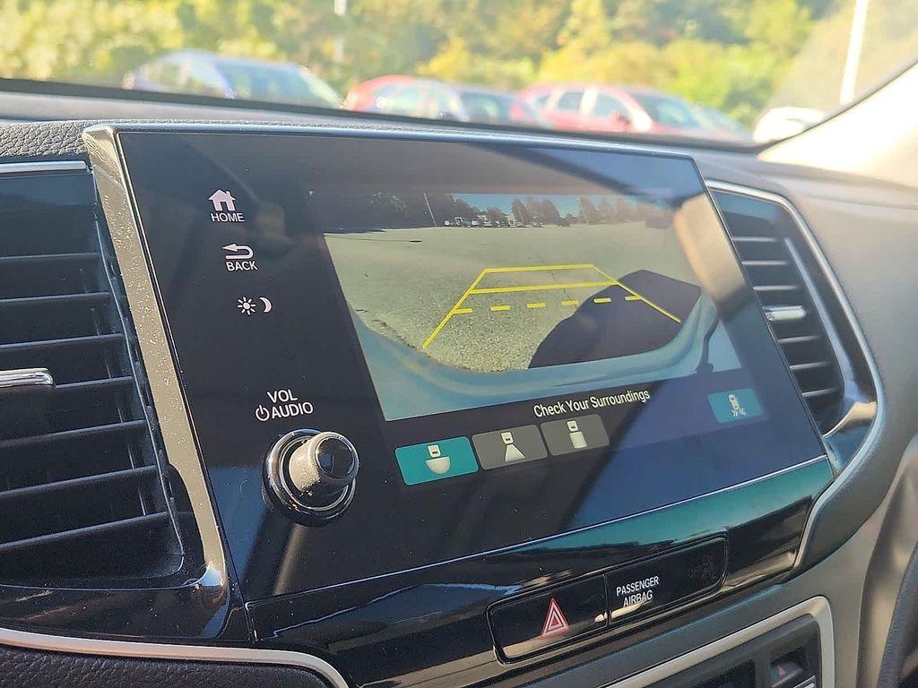 used 2022 Honda Pilot car, priced at $36,100