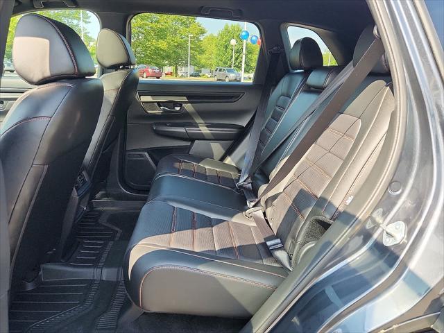 used 2025 Honda CR-V Hybrid car, priced at $39,900